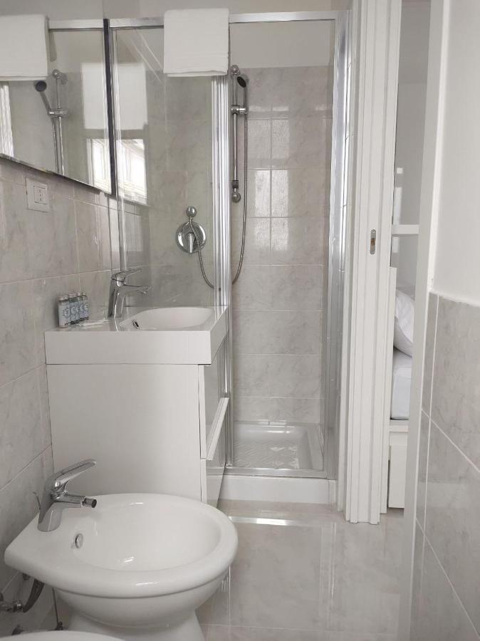 Mare Luna Apartment Bari Buitenkant foto